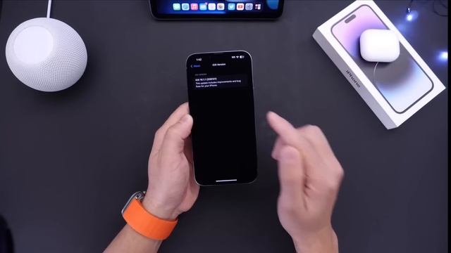 iOS 16.1.1 Released To EVERYONE - Why You SHOULD Update! смотреть онлайн