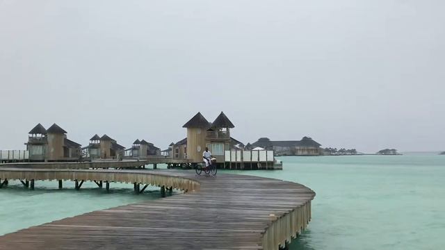 Самые роскошные водные виллы на Мальдивах.