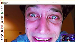 Тупой Подросток Крадет Ноутбук Хакеров В DarkNet _ Краткий Пересказ Фильма