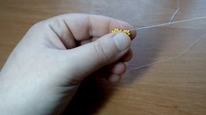 Цыплёнок ??? из бисера. Часть 1. Голова. Амигуруми.