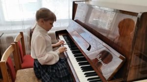 Порхунова Полина 3 класс. А.Андре "Сонатина", П.Чайковский  Вальс из балета "Спящая красавица"