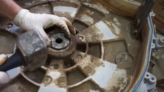 Замена подшипников барабана стиральной Электролюкс\Занусси. Видео №35
