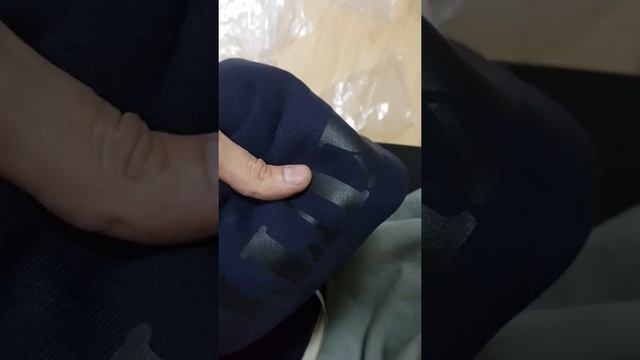 Печать на одежде. Закрепление надписи пленкой. Срочная печать на толстовках, футболках, свитшотах