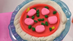 Игры с Барби. Готовим пиццу по фирменному рецепту!