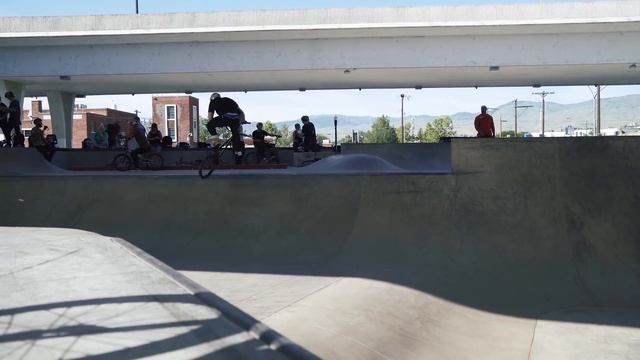 Road to X-Games pt2. BMX Раскатка. новый айфон Х за 5 минут. s01e07 смотреть онлайн