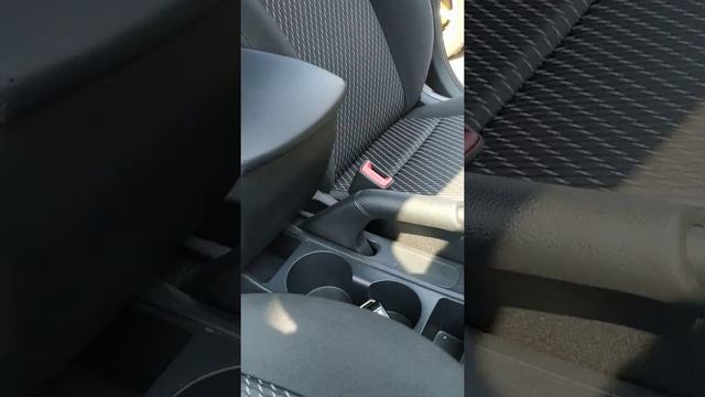 Подлокотник для автомобиля Киа Рио 4 в подстаканник (вариант 2) l Lokot смотреть онлайн