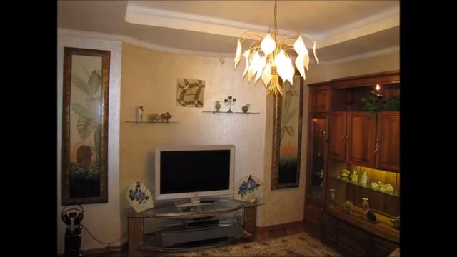 Купить  2-х  комнатную квартиру метро Молодежная,  улица Толбухина, д. 11