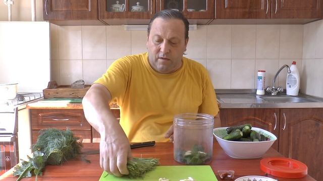 Переспал с соседкой чтобы узнать этот рецепт малосольных огурцов смотреть онлайн