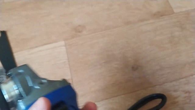 Распаковка — Угловая шлифовальная машина ВИТЯЗЬ МШУ-125-950ПЕ смотреть онлайн