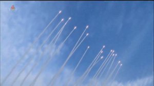 Северная Корея опубликовала видео с массовым пуском баллистических ракет малой дальности