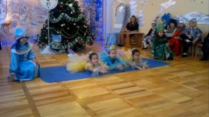 Танец рыбок / Новогодний утренник в детском саду / Подготовительная группа