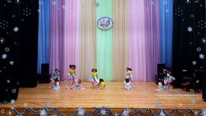 Танец "В каждом маленьком ребенке"