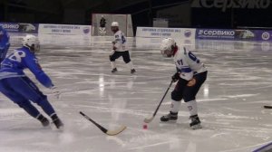 Чемпионат Студенческой спортивной лиги хоккея с мячом проходит в ледовом дворце "Байкал" в Иркутске