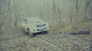 Подготовленная НИВА и Toyota Hilux на бездорожье