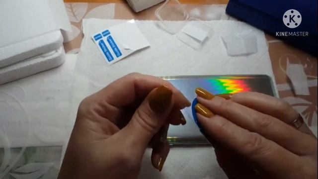 Как наклеить защитное стекло на камеру - легко и просто
