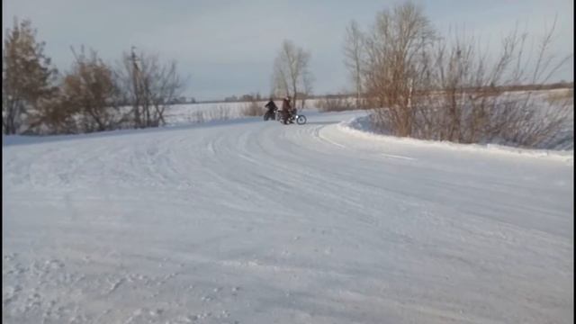 Зимний дрифт Зимние покатушки на Альфе смотреть онлайн