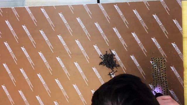 Тест на выносливость - сколько саморезов закрутит шуруповерт Вихрь на одной батарее смотреть онлайн