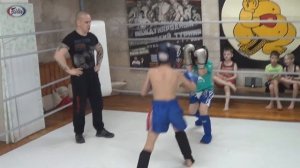 Новички Тайский бокс.Дети муай тай.Спарринг у детей.