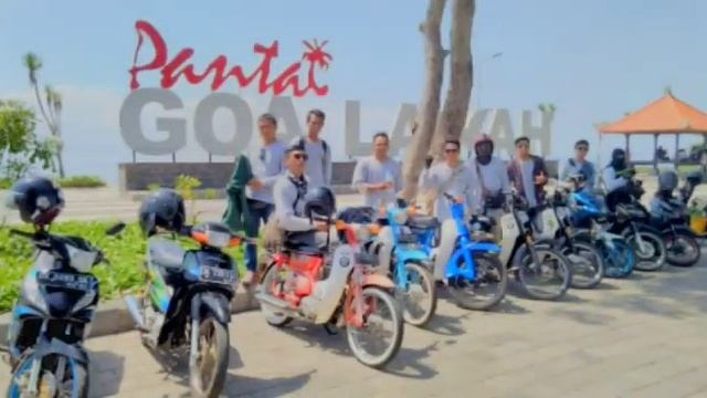 Touring taman ujung Tirta Gangga 1-12-2019 смотреть онлайн