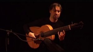 Livio Gianola plays eight strings flamenco guitar