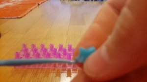 Как надевать шары на резинки