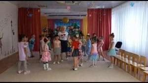 песня "Любимый воспитатель". сл.Т. Лубянова; муз. Т.Бокач