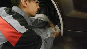 Мастика Адем-Авто демонстрация нанесения на Лифан