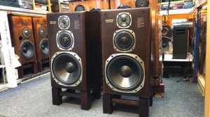 Onkyo monitor 2000X