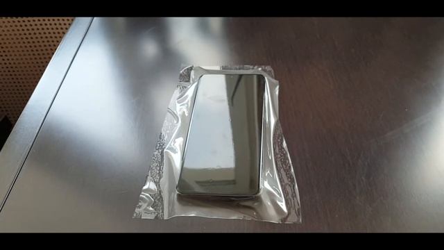 Как легко защитить свой телефон от царапин и затертостей смотреть онлайн