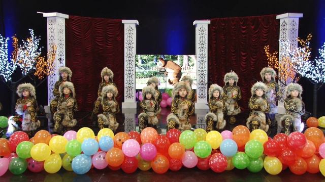 "АК ШООЛА" балдар хору "Мен кыргыздын уулумун" смотреть онлайн