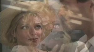 М. Леонидов - Пролетая над городом