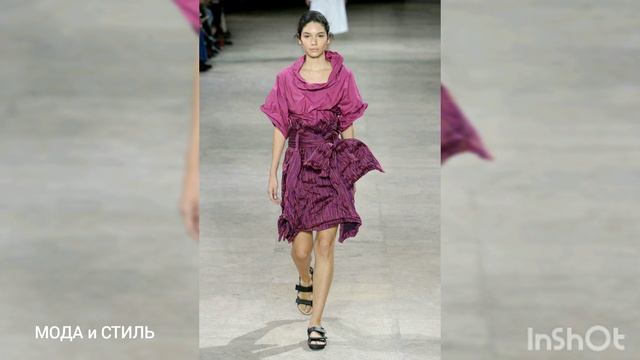 РУБАШКИ, БЛУЗКИ, КАРДИГАНЫ c показов READY-TO-WEAR весна-лето 2019 смотреть онлайн