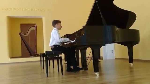 А. Иванов «Серая шейка», исполняет Алексеев Семен, 6 класс, преподаватель Щербина Л.Н. смотреть онлайн