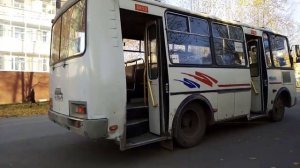 Автобус пазик 10 маршрута и автобус пазик 4 маршрута.