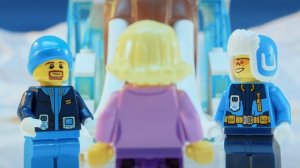 LEGO City | Could Mammoths Come Back to Life? - LEGO City & National Geographic Kids