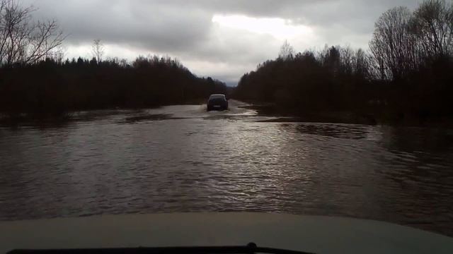 Разлив реки Чепца в Кировской области 24.04.2016 смотреть онлайн