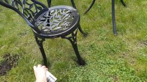 Красим металлические стул и стол