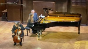 Бах. Адажио. Александр Князев - виолончель