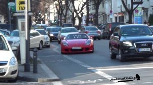 Red Porsche Carrera GT in the same car die Paul Walker