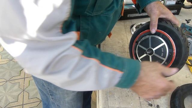 Апгрейд самоката!!  Как заменить шины на безкамерные