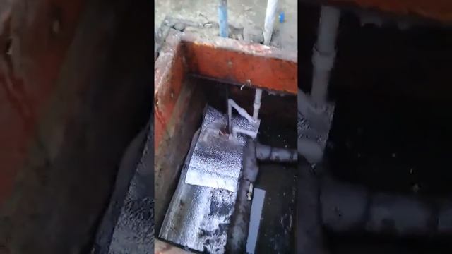 Зимний кран во дворе смотреть онлайн