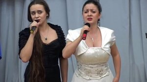 "Полюбила я парнишку"