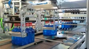 Групповая упаковка стеклобутылки в термоусадочную плёнку