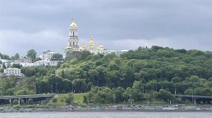 На Западной Украине националисты избили людей в храме канонической православной церкви