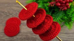 Новогодний шар на ёлочку крючком?????