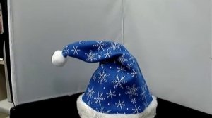 Новогодний колпак поет)