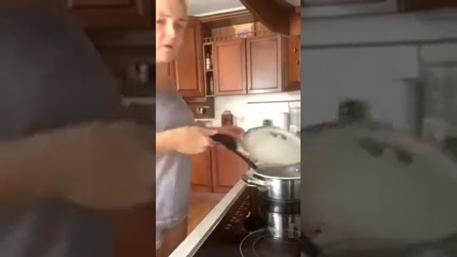 Домашние блинчики от ПЖЮ смотреть онлайн