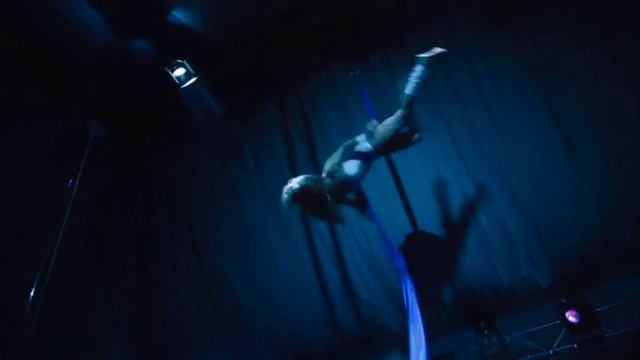 Воздушные полотна смотреть онлайн