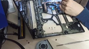 Ноутбук Lenovo | Чистка и смена термопасты за 50 секунд
