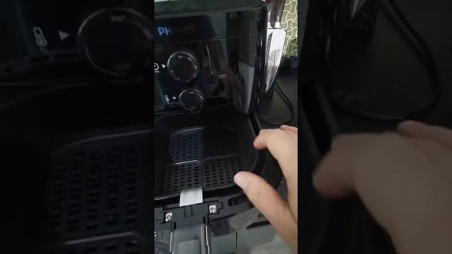 Philips Essential Airfryer Poêle De 4,1 Litres, Friteuse air chaud Pour cuire frites légumes poi смотреть онлайн